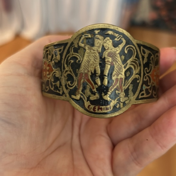 Vintage OLD Zodiac Gemini Enamel on Solid Brass Heavy Cuff Bracelet - Picture 14 of 16